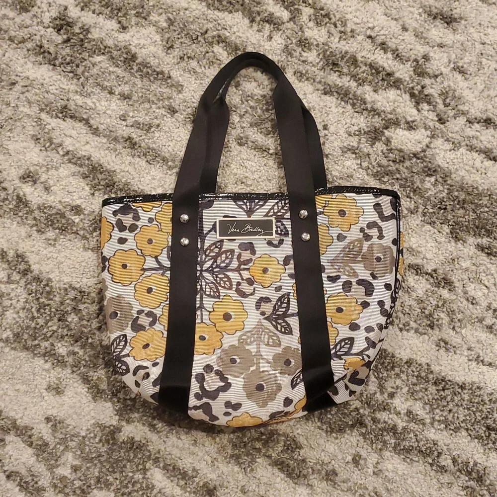 VERA BRADLEY mesh tote bag black yellow flowers Like New